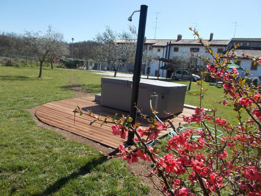 Agriturismo Al Tralcio Valeggio sul Mincio Exteriér fotografie