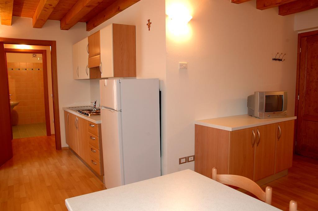 Agriturismo Al Tralcio Valeggio sul Mincio Pokoj fotografie
