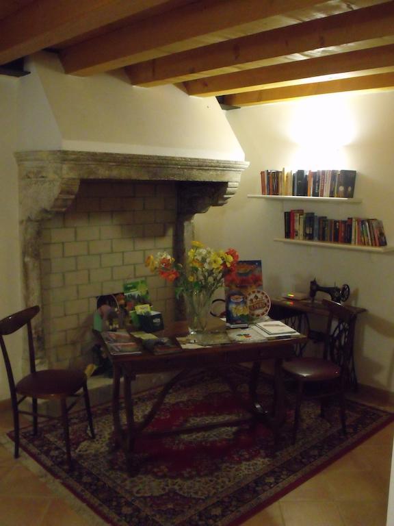 Agriturismo Al Tralcio Valeggio sul Mincio Exteriér fotografie