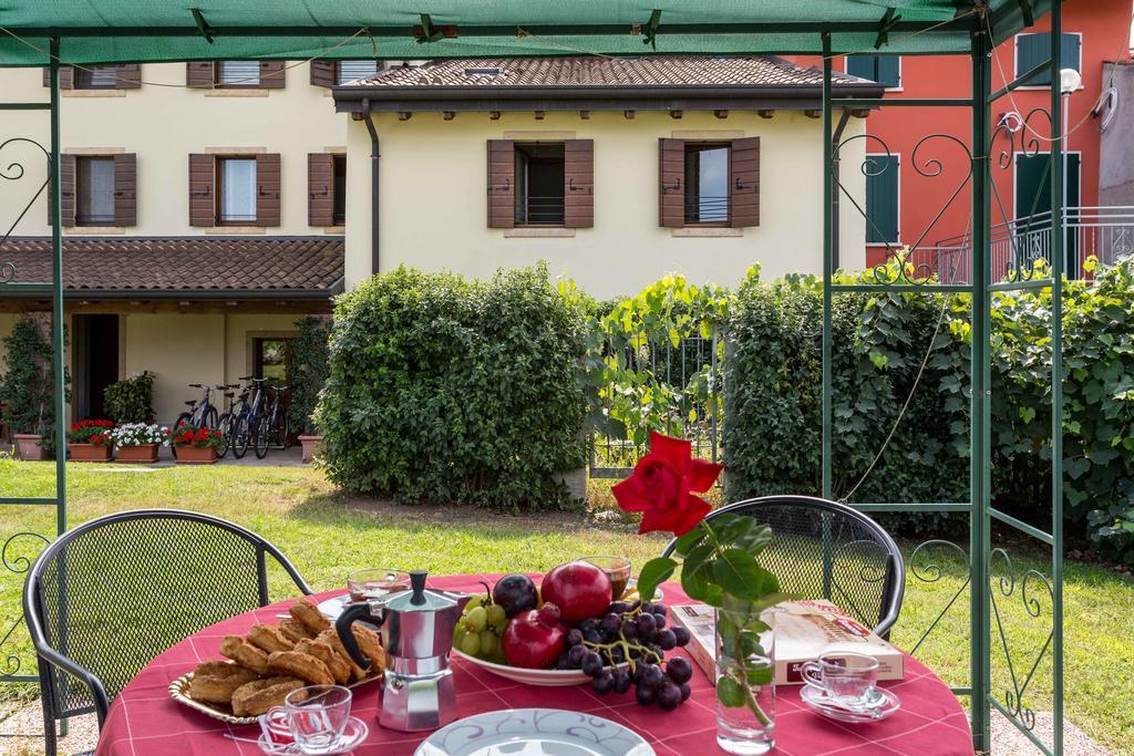 Agriturismo Al Tralcio Valeggio sul Mincio Exteriér fotografie